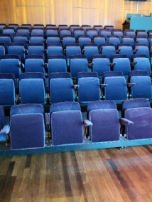 Stoelen in de Eduard Flipse Zaal
